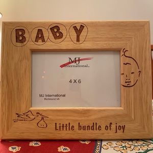 MJ International Unisex Baby Picture Frame in Wood